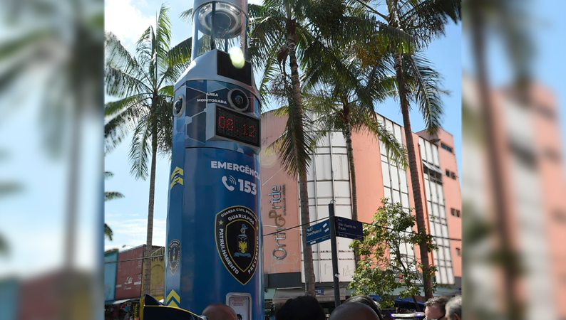 GCM inicia testes de totem de segurança no calçadão da rua Dom Pedro II