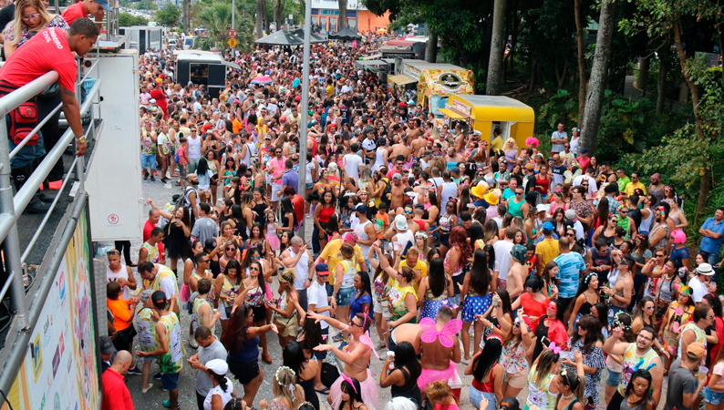 Carnaval de Guarulhos espalha folia por toda a cidade